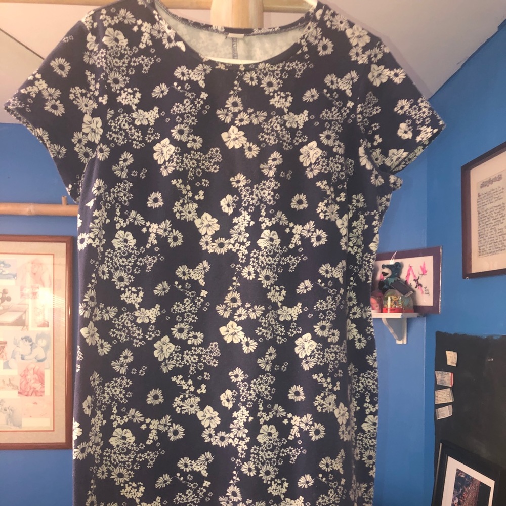 Blue and white floral bodycon dress